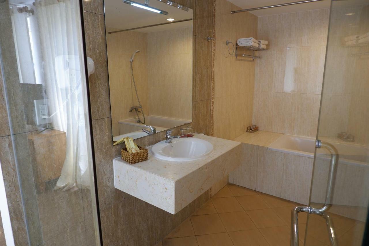 הו צ'י מין סיטי Sai Gon'S Book Hotel מראה חיצוני תמונה